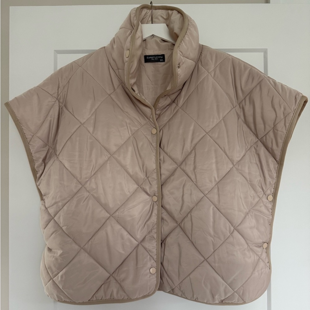 Sleeveless Quilted Cape Jacket in Light Taupe - Sunday Best